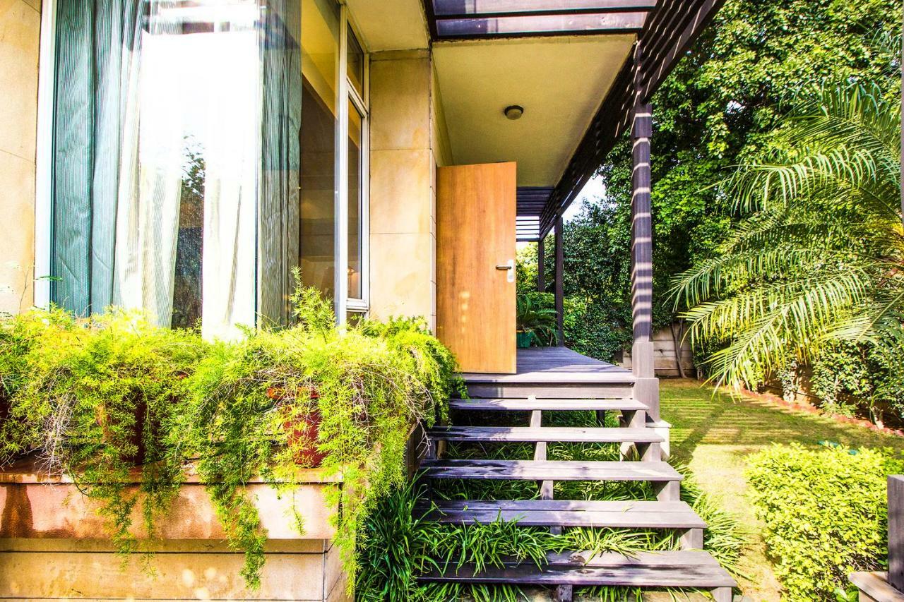 Fabhotel Raj Darbar Гургаон Экстерьер фото