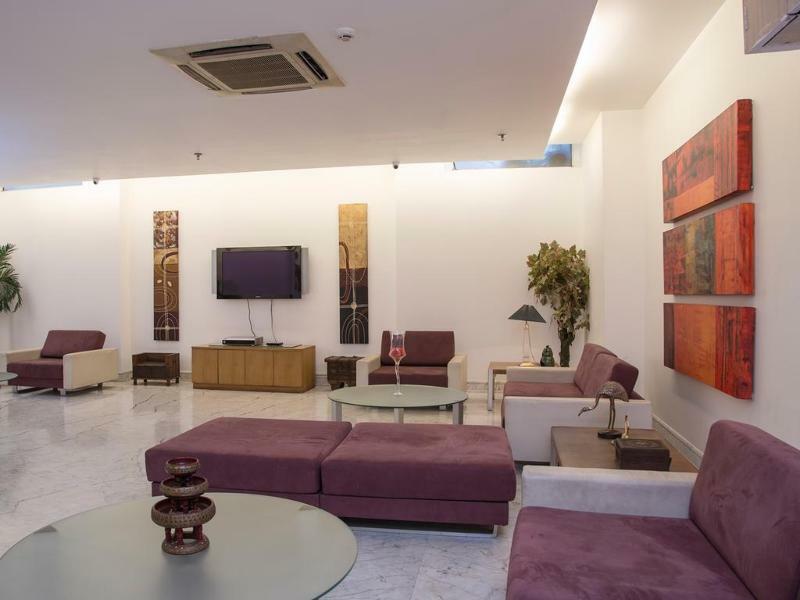 Fabhotel Raj Darbar Гургаон Экстерьер фото