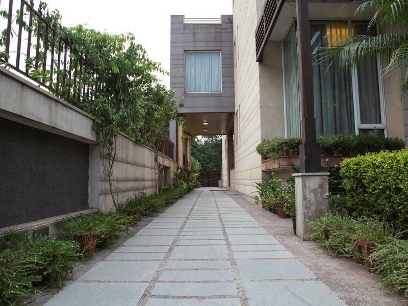 Fabhotel Raj Darbar Гургаон Экстерьер фото